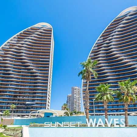 Sunset Waves Deluxe Apartments Poniente Beach Resort Benidorm Buitenkant foto