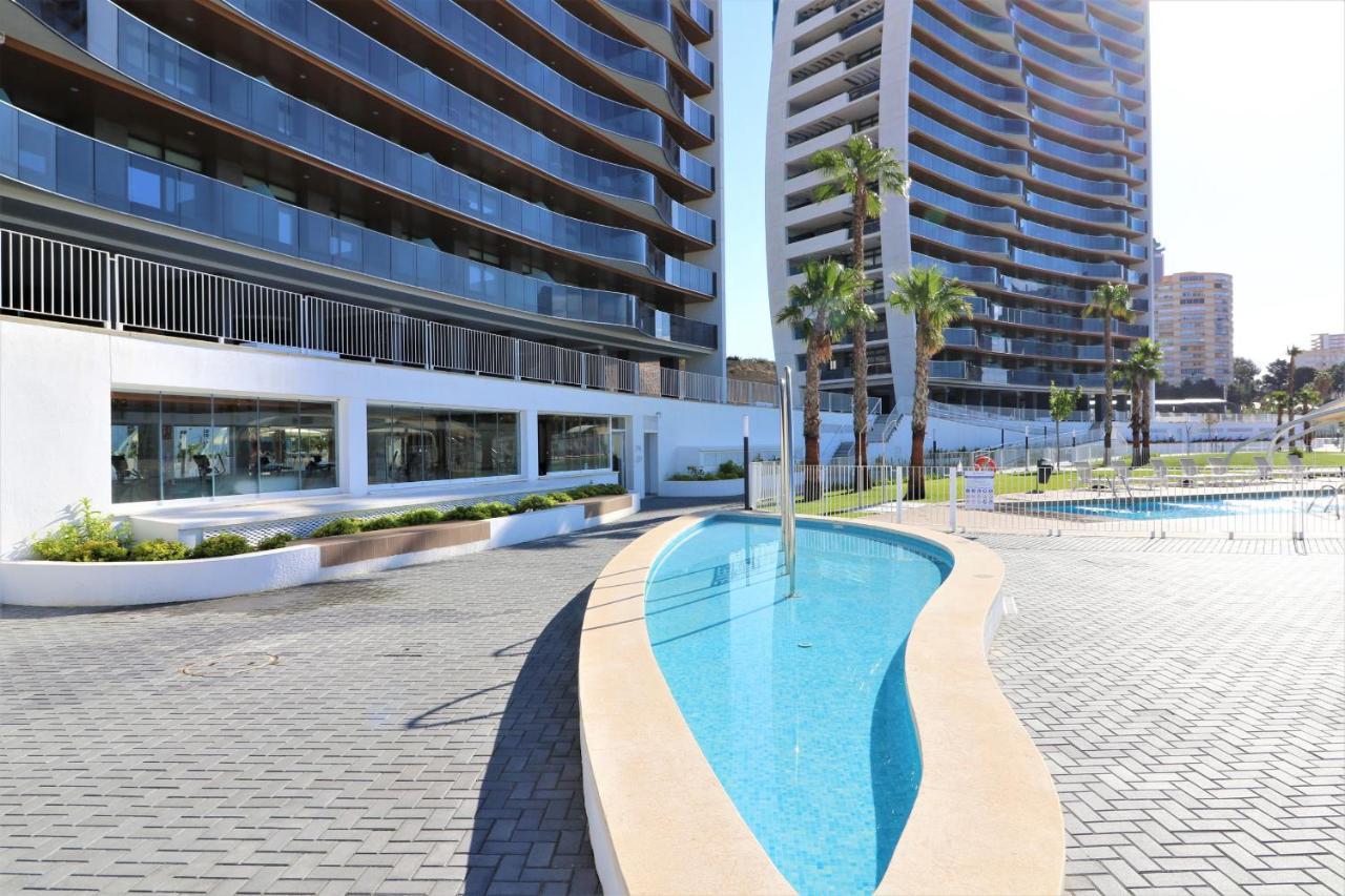 Sunset Waves Deluxe Apartments Poniente Beach Resort Benidorm Buitenkant foto