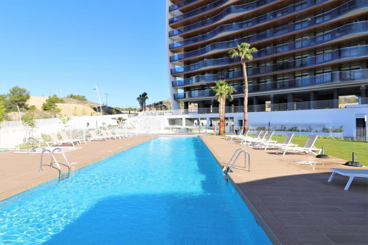 Sunset Waves Deluxe Apartments Poniente Beach Resort Benidorm Buitenkant foto