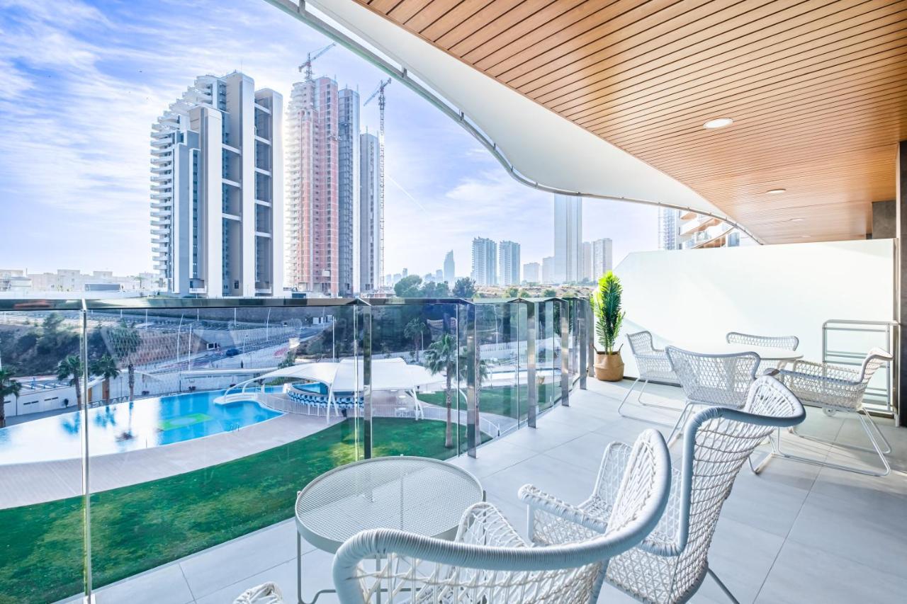Sunset Waves Deluxe Apartments Poniente Beach Resort Benidorm Buitenkant foto