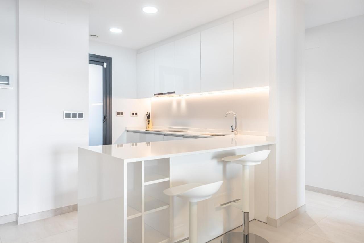 Sunset Waves Deluxe Apartments Poniente Beach Resort Benidorm Buitenkant foto
