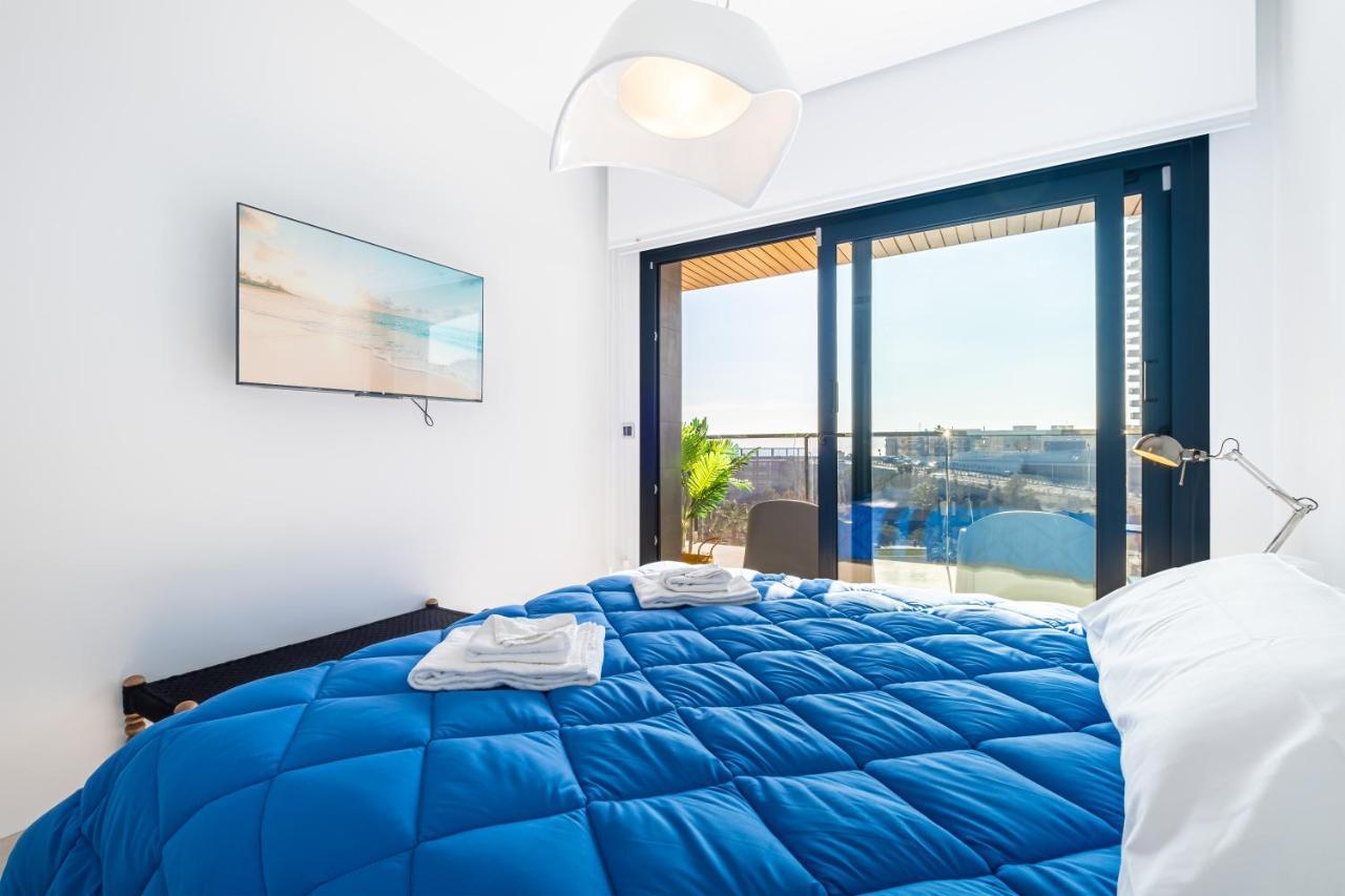 Sunset Waves Deluxe Apartments Poniente Beach Resort Benidorm Buitenkant foto