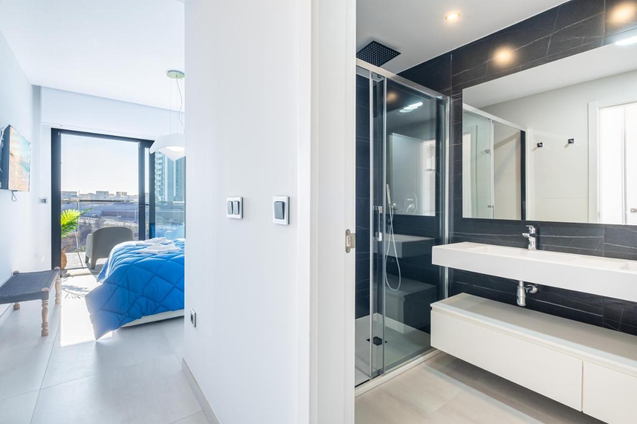 Sunset Waves Deluxe Apartments Poniente Beach Resort Benidorm Buitenkant foto